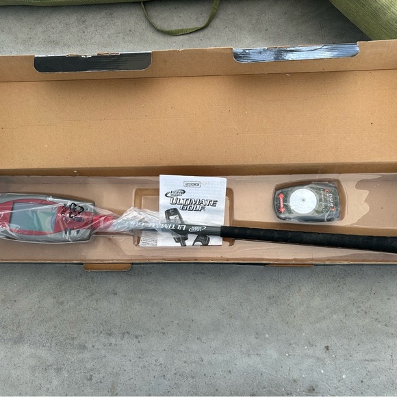 Tiger Woods Ultimate Golf Putter - Picture 2 of 4